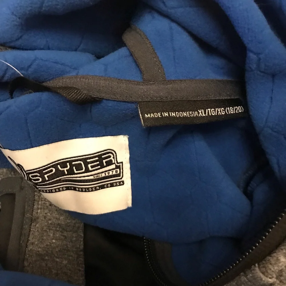 Spyder hoodie size XL (18-20) youth